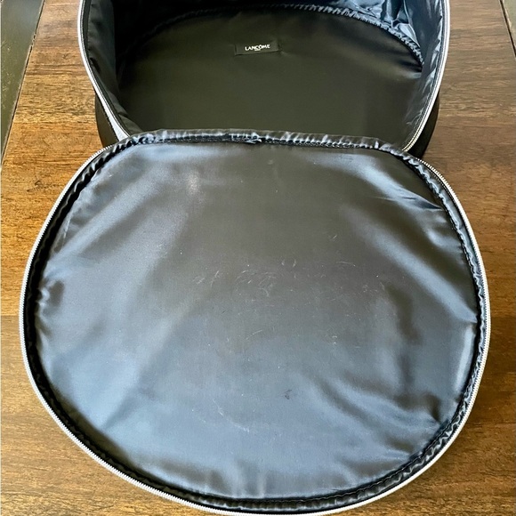Lancome Paris Black Faux  Leather Round Travel Cosmetic Bag Train Case - Picture 12 of 12